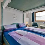 Steakhouse & Crazy Horse