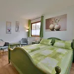 Gæstehus Steakhouse & Crazy Horse