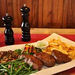 Steakhouse & Crazy Horse 3*