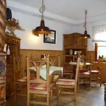 Steakhouse & Crazy Horse Gæstehus 3*