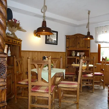 Steakhouse & Crazy Horse Casa de hóspedes 3*